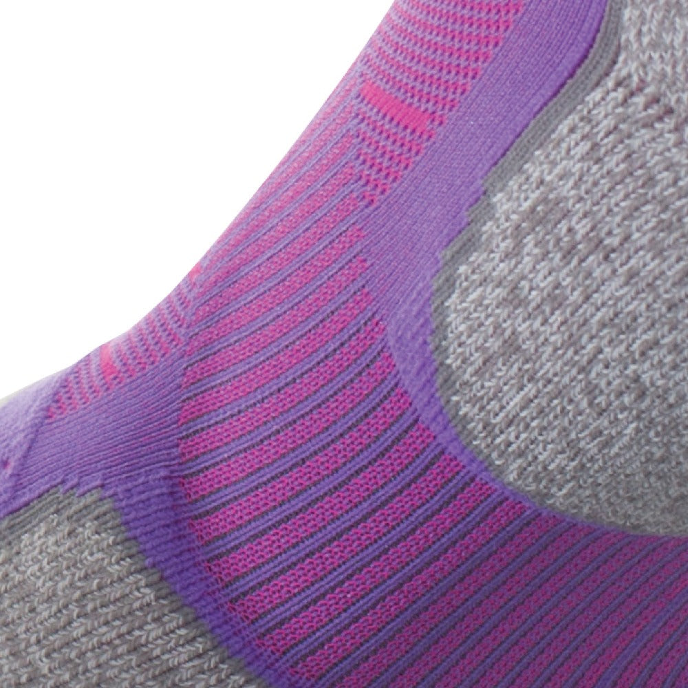 Close up view of elastic arch of Lightfeet Evolution Violet Fluro Pink Mini Performance Running Sock