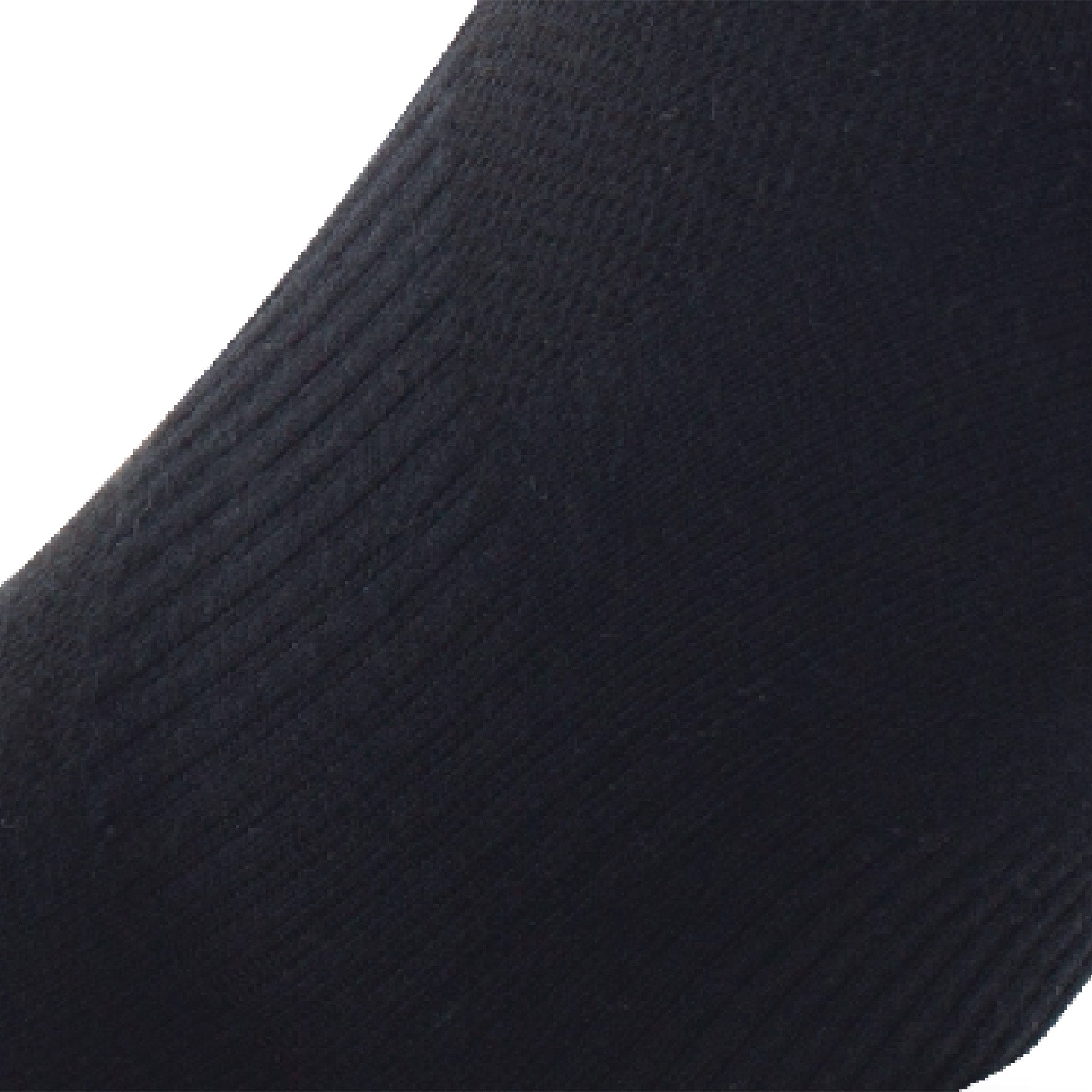 Close up view of elastic arch of Lightfeet Invisible Black No Show Sock