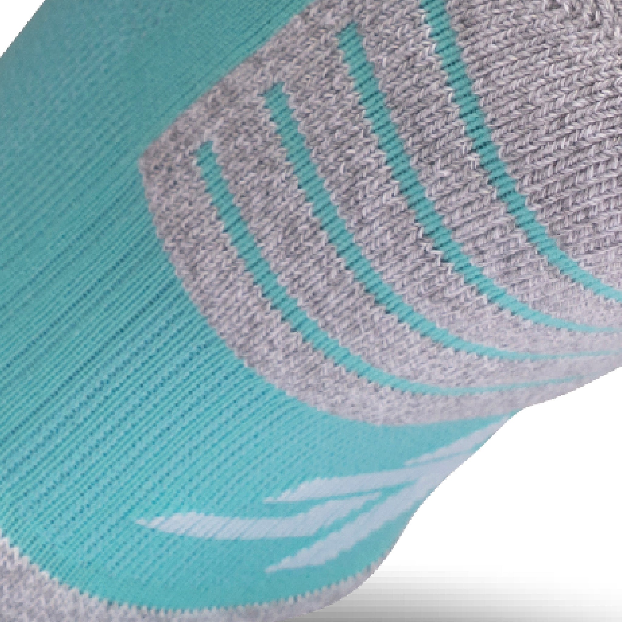 Close up view of elastic arch of Lightfeet Performance Mint Ankle Sock